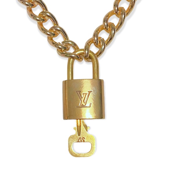 LOUIS VUITTON Padlock Necklace - Picture 2 of 6
